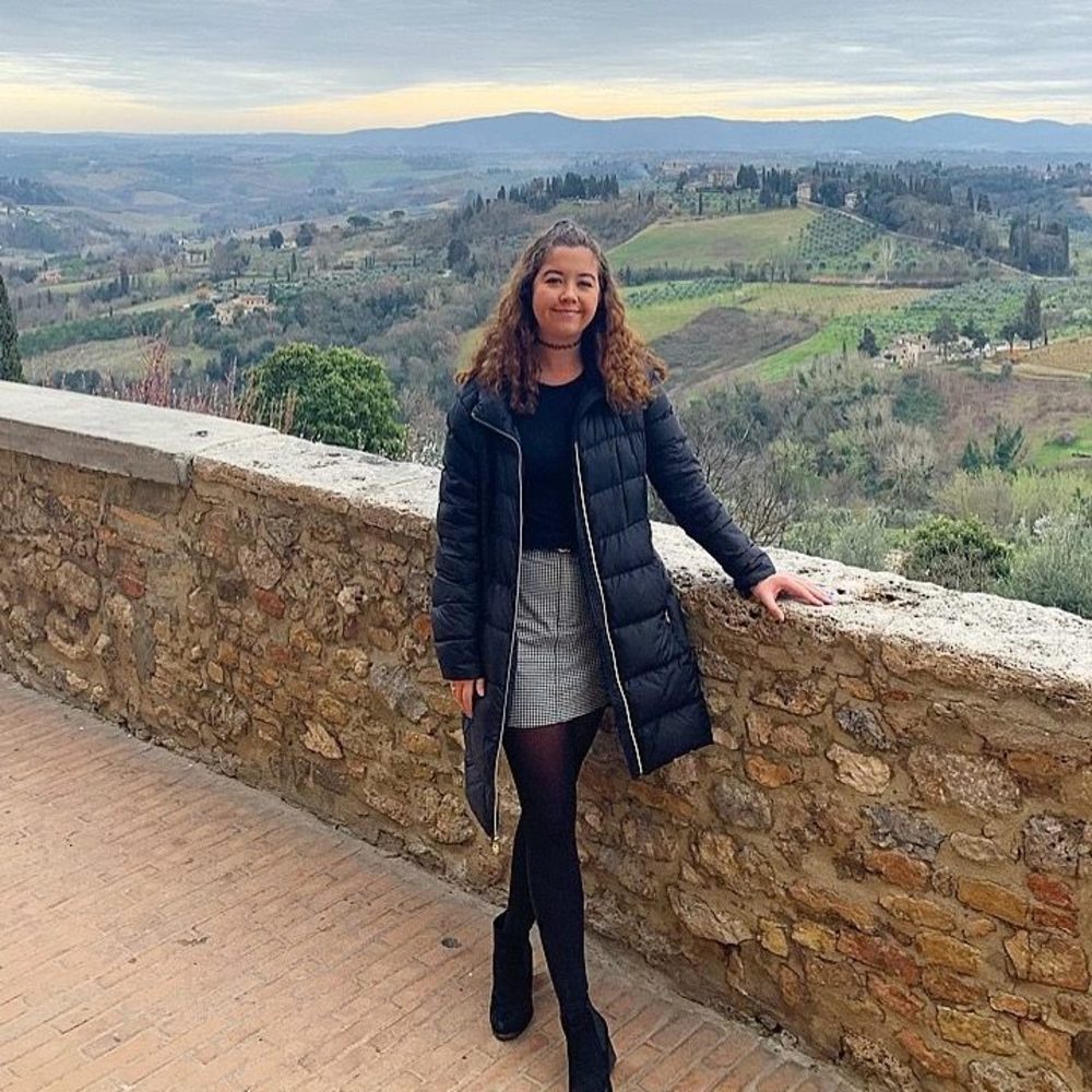 Meet your Posher, Kelly